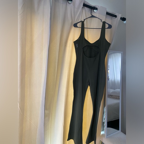 Active By Teal - Picture 2 of 3